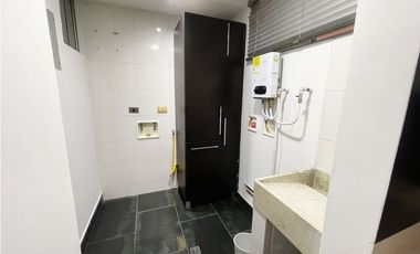 Apartamento en venta en El Poblado, Medellín.
