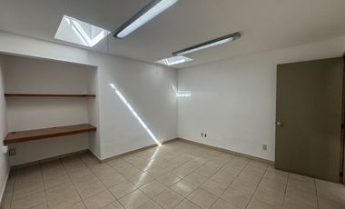 OFICINA EN RENTA ARCOS VALLARTA GUADALAJARA