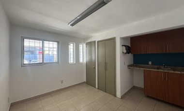 OFICINA EN RENTA ARCOS VALLARTA GUADALAJARA