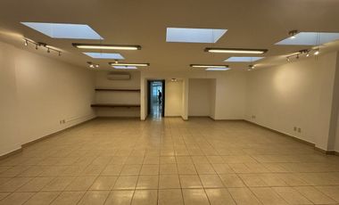 OFICINA EN RENTA ARCOS VALLARTA GUADALAJARA