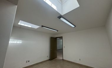 OFICINA EN RENTA ARCOS VALLARTA GUADALAJARA