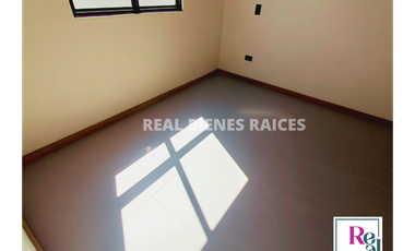 ARRIENDO CASA MEDIANERA EN UNIDAD ABIERTA EN LA CEJA, ANTIOQUIA