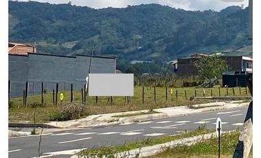 Lote bifamiliar en venta en El Carmen de Viboral