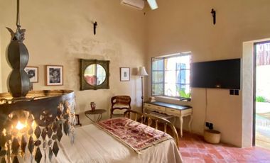 Casa Colonial Restaurada en Venta!