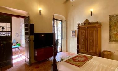 Casa Colonial Restaurada en Venta!