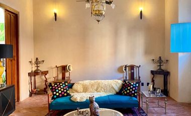 Casa Colonial Restaurada en Venta!