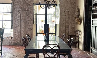 Casa Colonial Restaurada en Venta!