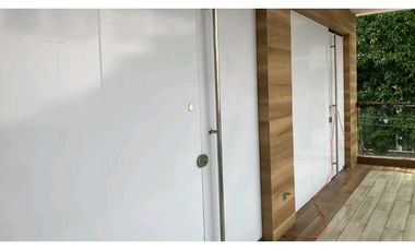 LOCAL COMERCIAL EN BELLA VISTA FLOR PLAZA  65M2 CERCA  A  AVE.BALBOA