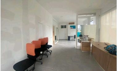 LOCAL COMERCIAL EN BELLA VISTA FLOR PLAZA  65M2 CERCA  A  AVE.BALBOA