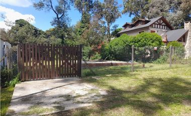 LOTE EN LOS ALACALUFES ENTRE LAS CALLES TUPAC AMARU Y MANGORE.