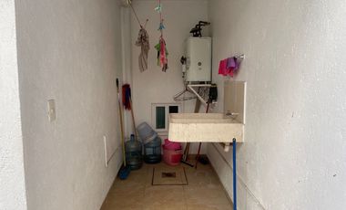 SE VENDE CASA EN CONDOMINIO. FRACC. LOMAS TRUJILLO, TEMIXCO, MOR.