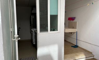 SE VENDE CASA EN CONDOMINIO. FRACC. LOMAS TRUJILLO, TEMIXCO, MOR.