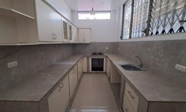 Venta de villa en sitio seguro en Alborada Sexta Etapa