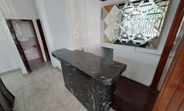 Venta de villa en sitio seguro en Alborada Sexta Etapa
