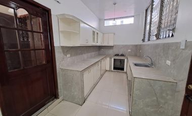 Venta de villa en sitio seguro en Alborada Sexta Etapa