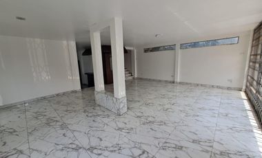Venta de villa en sitio seguro en Alborada Sexta Etapa