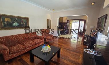 Casa en alquiler en Ramos Mejia Sur