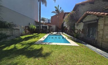 Casa en alquiler en Ramos Mejia Sur