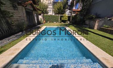Casa en alquiler en Ramos Mejia Sur
