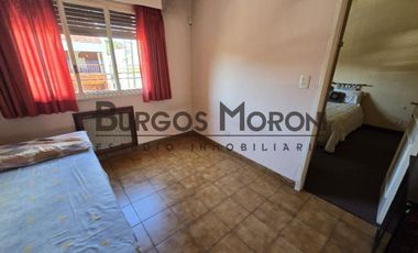 Casa en alquiler en Ramos Mejia Sur
