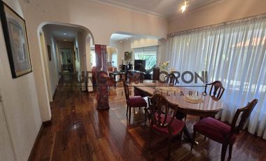 Casa en alquiler en Ramos Mejia Sur