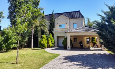 ALQUILER DE CASA EN Tigre