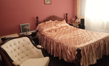 Chalet en venta en Bernal Centro