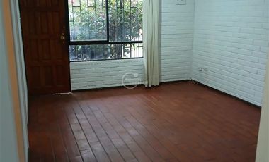 Casa en Arriendo en Pje Domeyko/ Av, Presidente Balmaceda