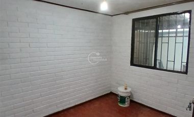 Casa en Arriendo en Pje Domeyko/ Av, Presidente Balmaceda