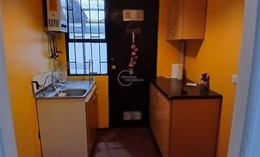 Casa en Arriendo en Pje Domeyko/ Av, Presidente Balmaceda