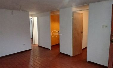 Casa en Arriendo en Pje Domeyko/ Av, Presidente Balmaceda
