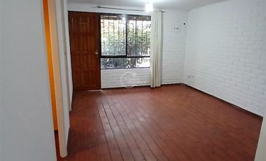 Casa en Arriendo en Pje Domeyko/ Av, Presidente Balmaceda