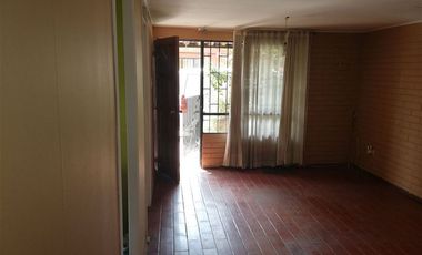Casa en Arriendo en Pje Domeyko/ Av, Presidente Balmaceda