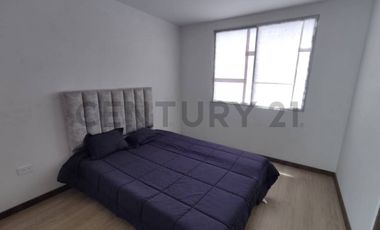 Casa por estrenar en venta sector Mitad del Mundo