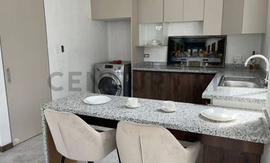 Casa por estrenar en venta sector Mitad del Mundo