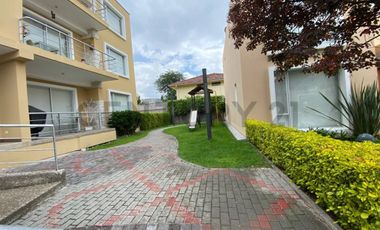 Casa en Renta de 3 dormitorios en conjunto privado Sector La Viña