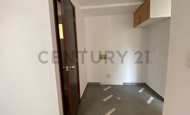 Casa en Renta de 3 dormitorios en conjunto privado Sector La Viña