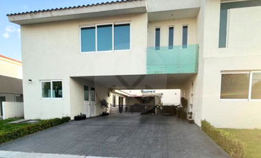 El Mesón Casa en condominio en venta en San Andrés Ocotlán