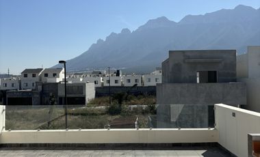 CASA EN VENTA EN SANTUARIO CUMBRES