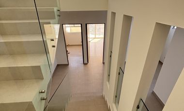 CASA EN VENTA EN SANTUARIO CUMBRES