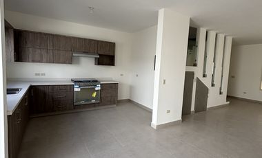 CASA EN VENTA EN SANTUARIO CUMBRES
