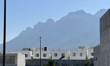 CASA EN VENTA EN SANTUARIO CUMBRES