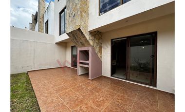 Casa en VENTA AMUEBLADA en RESIDENCIAL HERRADURA, San Cristobal de las casas.