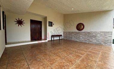 Casa en VENTA AMUEBLADA en RESIDENCIAL HERRADURA, San Cristobal de las casas.
