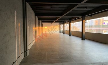 Local Comercial 240m en Renta Jesús del Monte en primer piso