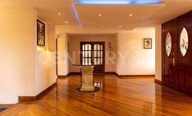 Exclusiva Hacienda en Venta en La Calera
