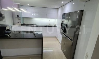 Casa para venta en Ciudad Salitre