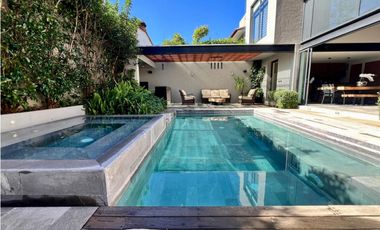 CASA EN VENTA CONDOMINIO AVANDARO CENTRO