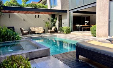 CASA EN VENTA CONDOMINIO AVANDARO CENTRO