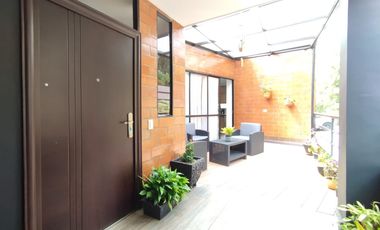 Exclusiva Casa en la Parcelación San Luis - Alto del Escobero